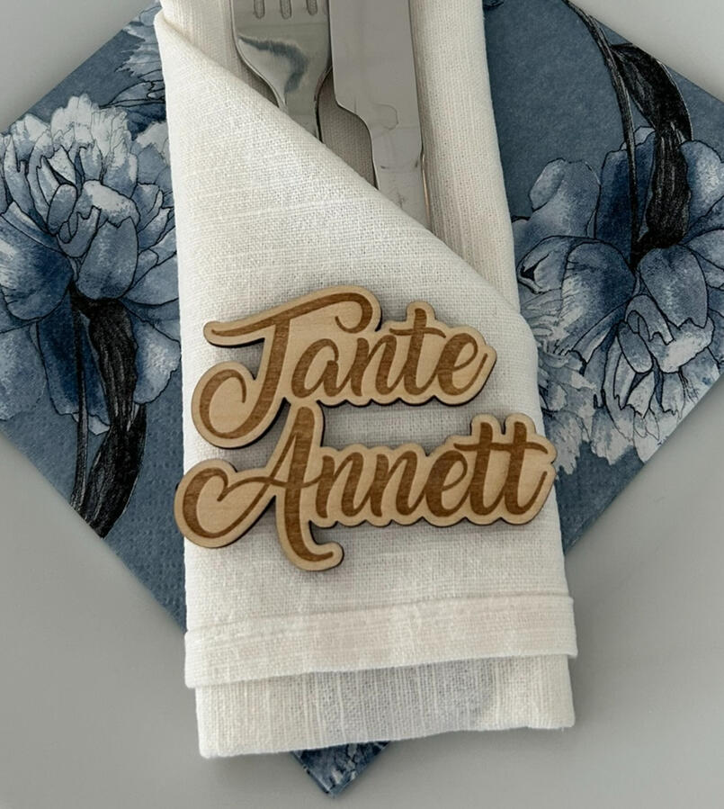 Bordkort i tre - 25kr per stk